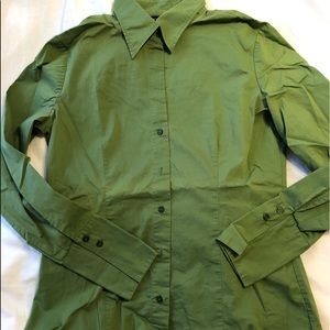 Woman’s Button up dress shirt